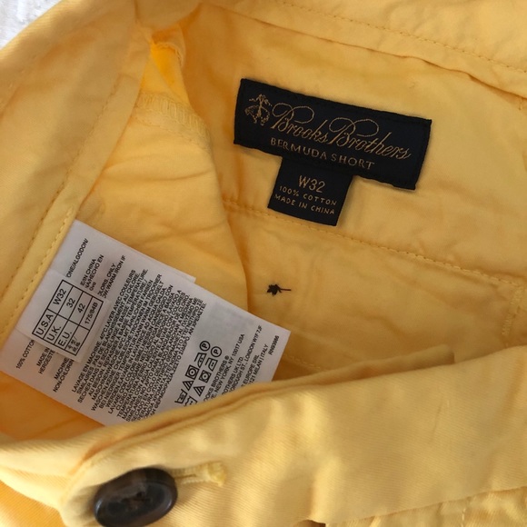 Yellow Brooks Brothers Bermuda Shorts W32 - Picture 2 of 4